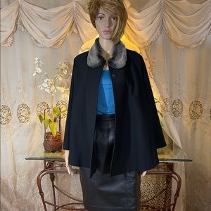 Elaine Turner black Cape Size M/L